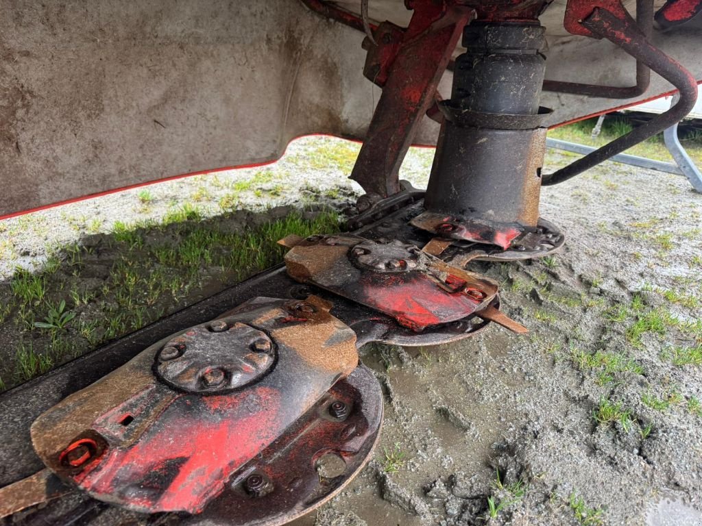 Mähwerk Türe ait Kuhn GMD 4411, Gebrauchtmaschine içinde GUERET (resim 7)