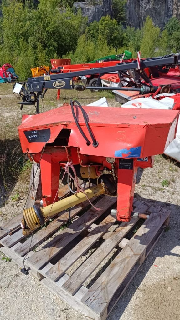 Mähwerk of the type Kuhn GMd 602, Gebrauchtmaschine in Lérouville (Picture 3)