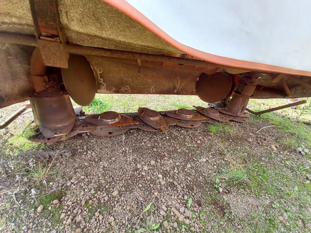 Mähwerk of the type Kuhn gmd 602, Gebrauchtmaschine in Saint-Priest-Taurion (Picture 6)