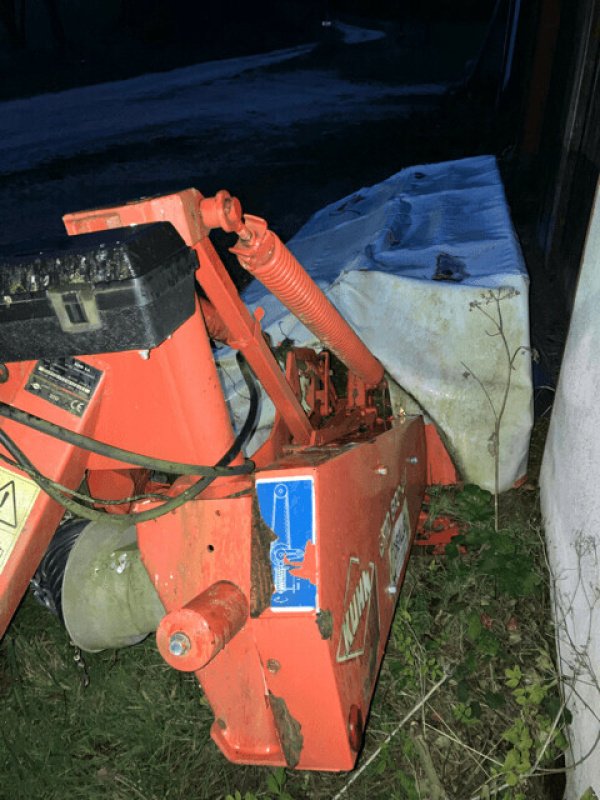 Mähwerk del tipo Kuhn GMD 800 GII, Gebrauchtmaschine In Hauteroche (Immagine 2)