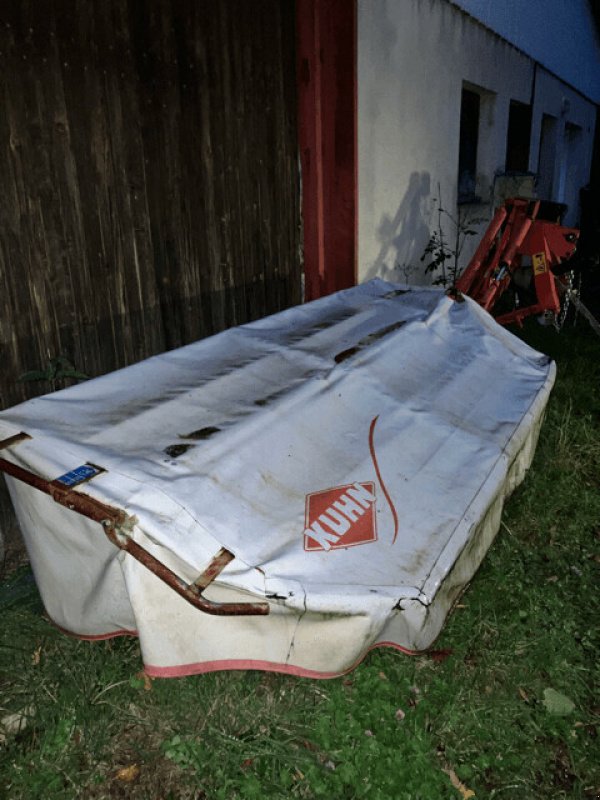 Mähwerk del tipo Kuhn GMD 800 GII, Gebrauchtmaschine In Hauteroche (Immagine 3)