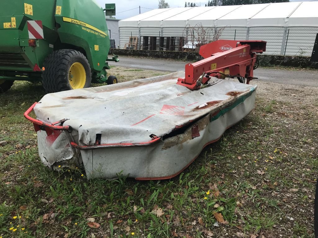 Mähwerk типа Kuhn Gmd 802 lift contrôle, Gebrauchtmaschine в MORLHON LE HAUT (Фотография 3)