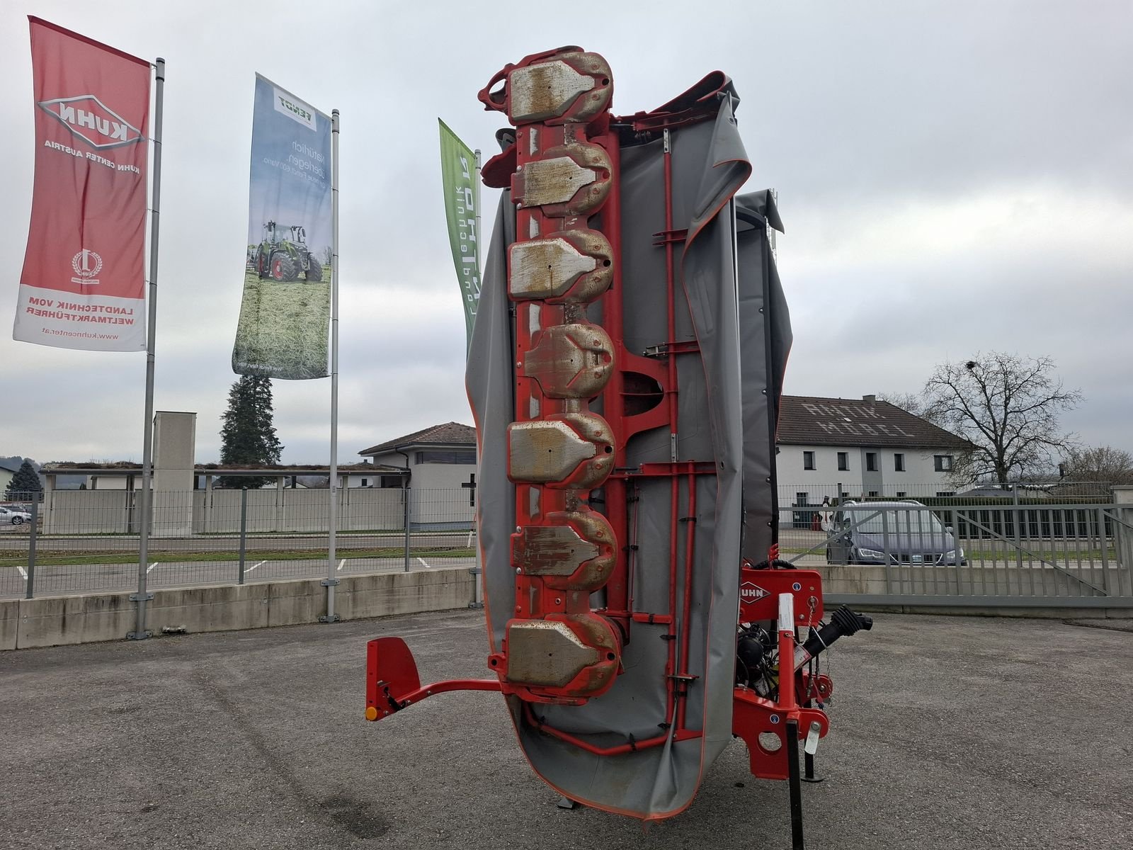 Mähwerk του τύπου Kuhn GMD 8730, Gebrauchtmaschine σε Saxen (Φωτογραφία 10)