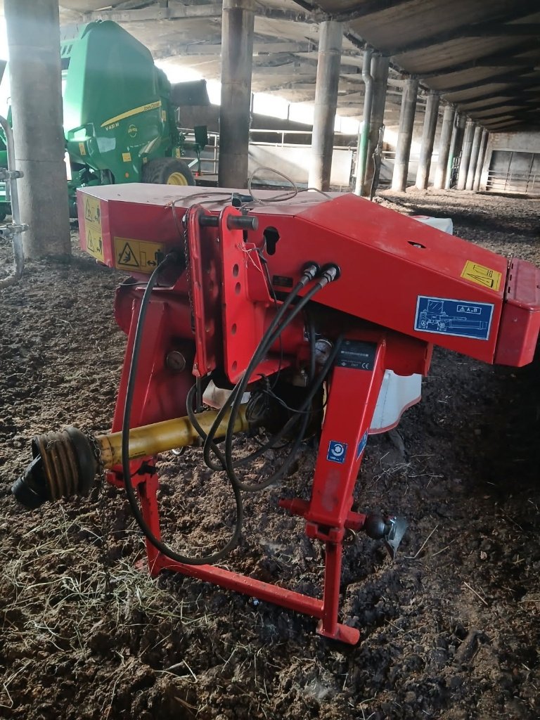 Mähwerk от тип Kuhn GMD 902, Gebrauchtmaschine в Calmont (Снимка 3)