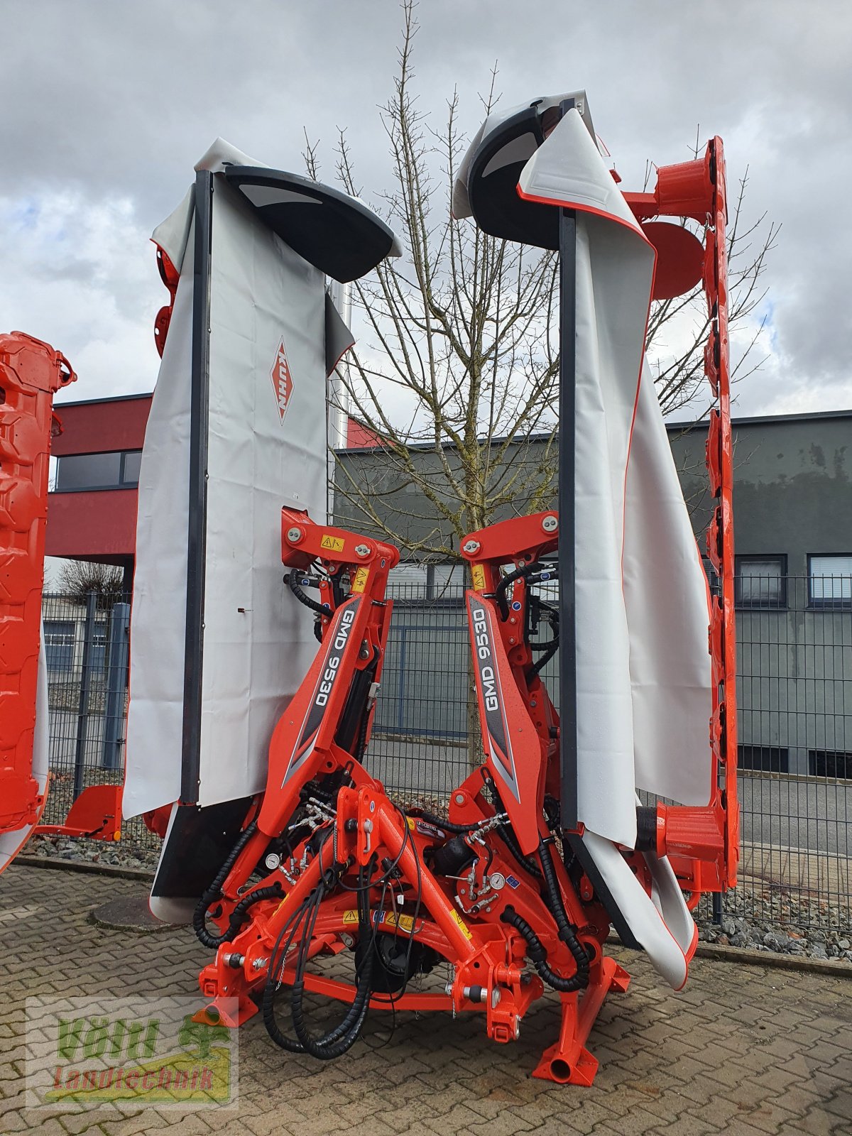 Mähwerk des Typs Kuhn GMD 9530 FF, Neumaschine in Hutthurm bei Passau (Bild 2)