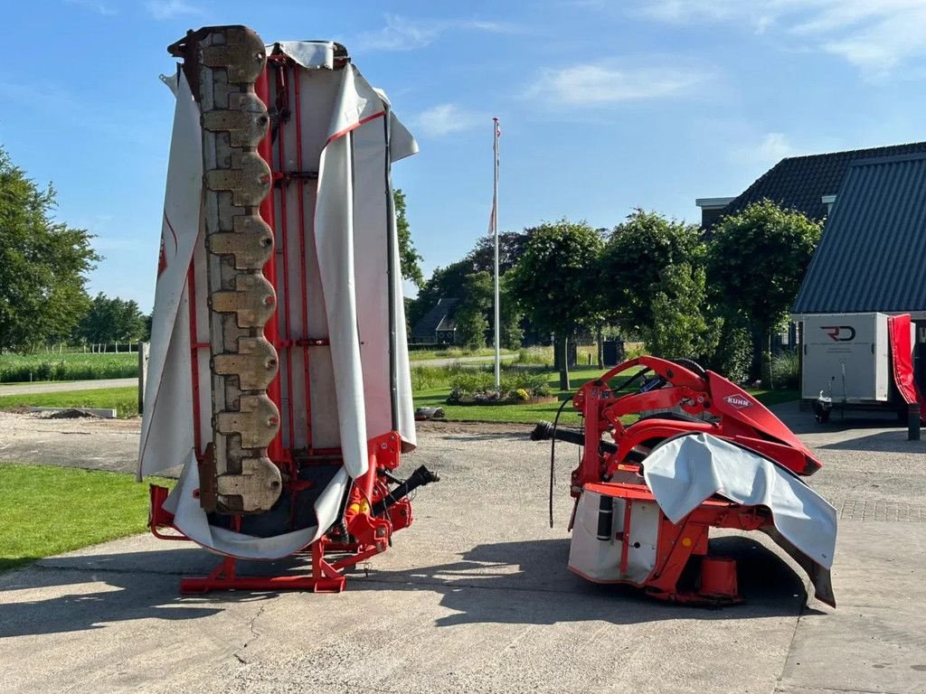 Mähwerk типа Kuhn GMD 9530 & GMD 3125 F-FF Triple maaier Vlindermaaier Schijve, Gebrauchtmaschine в Ruinerwold (Фотография 3)