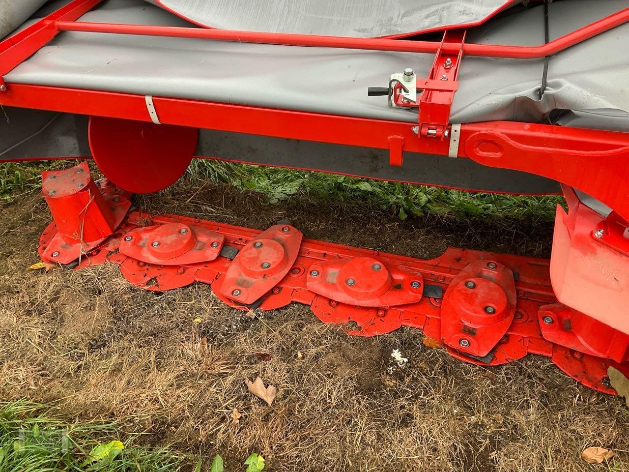 Mähwerk Türe ait Kuhn GMD24, Neumaschine içinde Reinholdshain (resim 3)