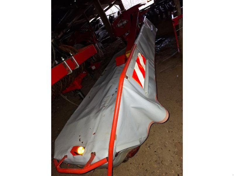 Mähwerk van het type Kuhn GMD3111FF, Gebrauchtmaschine in CHAUMONT (Foto 3)