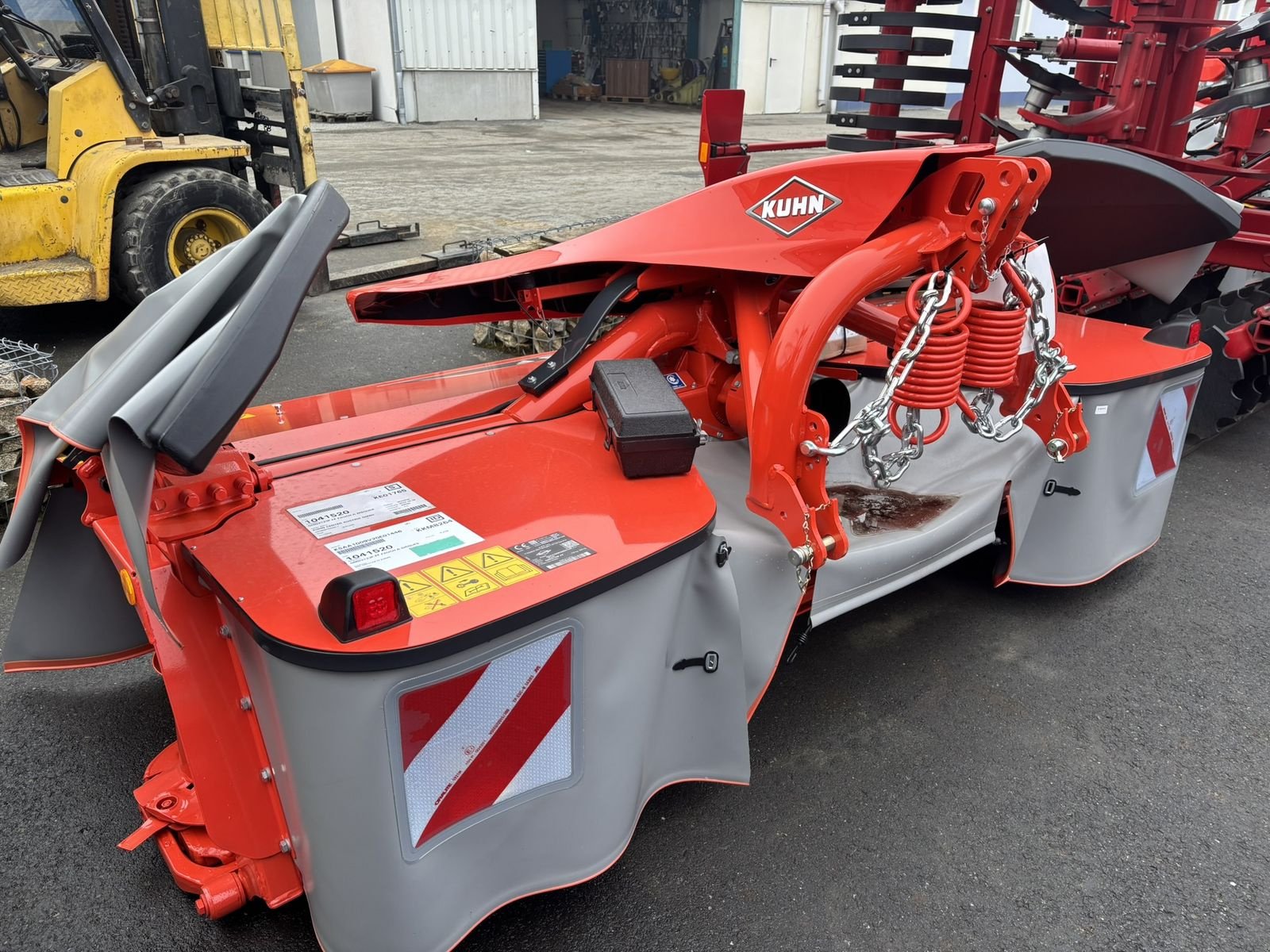 Mähwerk of the type Kuhn GMD3123F, Neumaschine in Göpfritz (Picture 5)