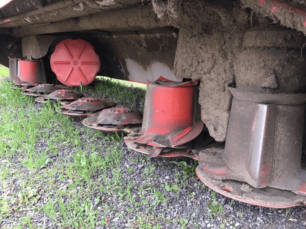 Mähwerk of the type Kuhn GMD3511RS, Gebrauchtmaschine in azerailles (Picture 4)