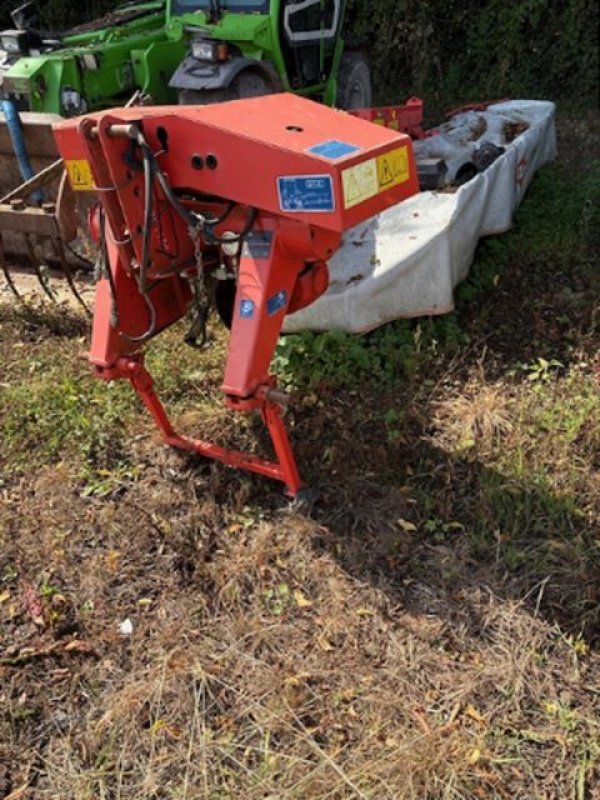 Mähwerk of the type Kuhn GMD4010FF, Gebrauchtmaschine in les hayons (Picture 3)