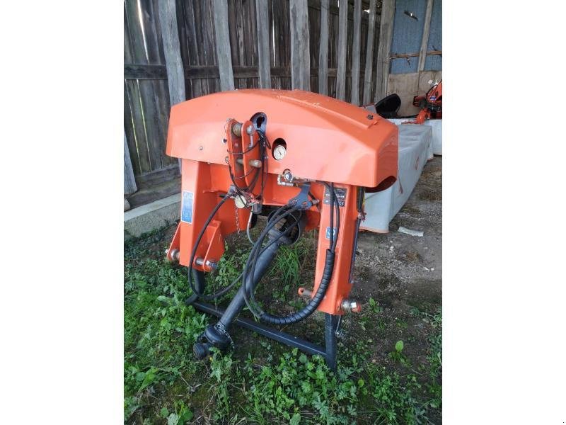 Mähwerk des Typs Kuhn GMD4011, Gebrauchtmaschine in BRAY en Val (Bild 3)