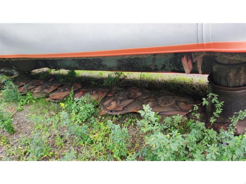 Mähwerk vrste Kuhn GMD4011FF, Gebrauchtmaschine v ANTIGNY (Slika 4)