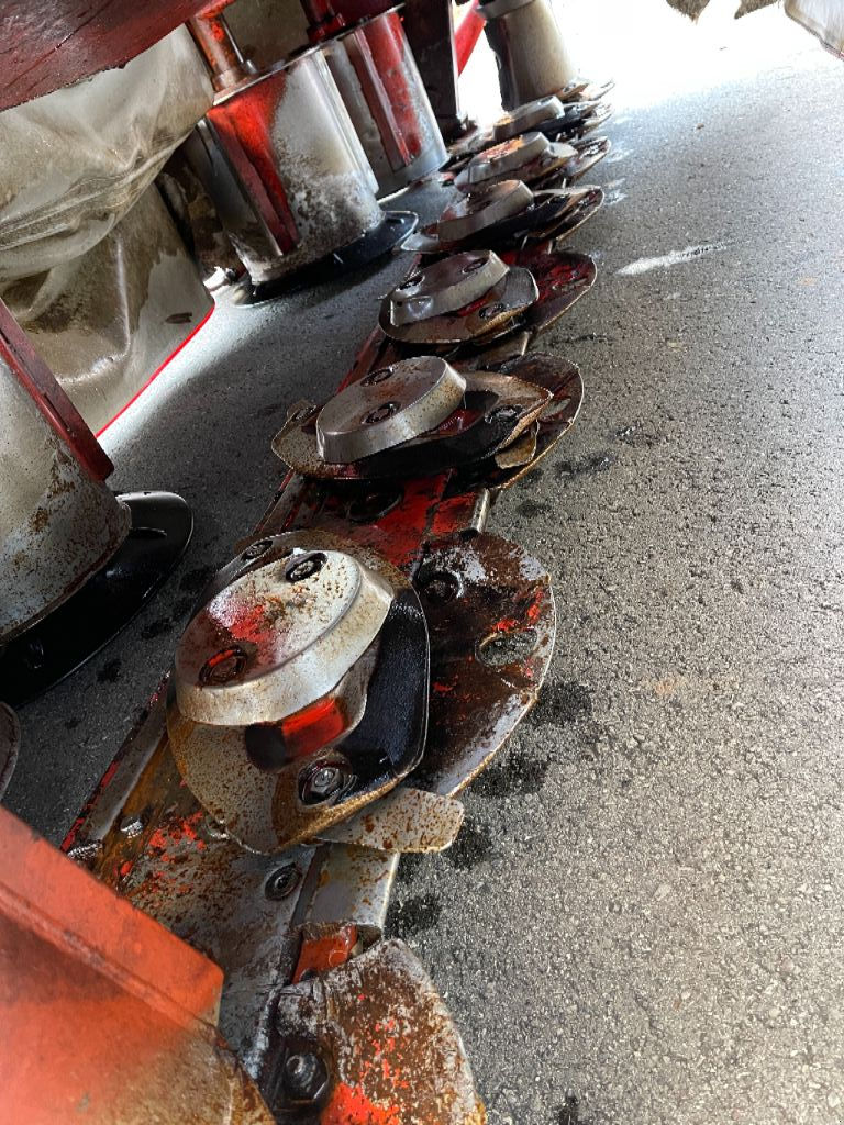 Mähwerk van het type Kuhn GMD802F-FF, Gebrauchtmaschine in Noerdange (Foto 5)