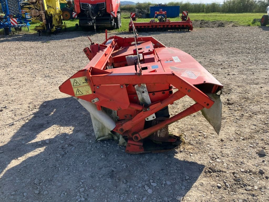 Mähwerk del tipo Kuhn GMD802F, Gebrauchtmaschine In VIRECOURT (Immagine 7)