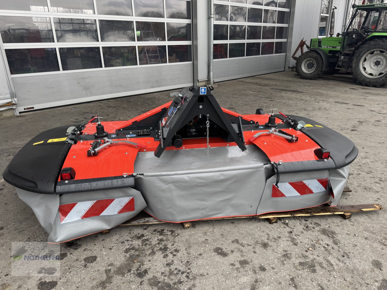 Mähwerk des Typs Kuhn PZ 2721 F mit starrem Anbaubock, Neumaschine in Pforzen (Bild 2)