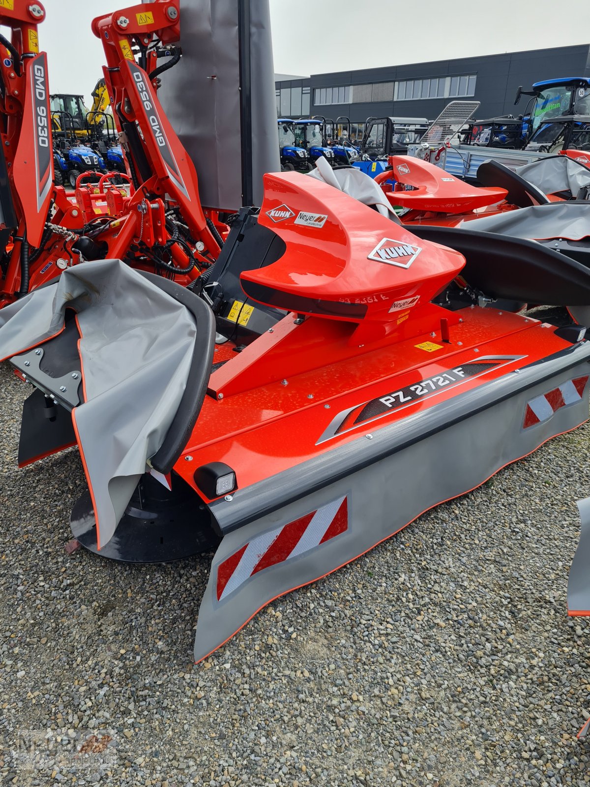 Mähwerk des Typs Kuhn PZ 2721 F, Neumaschine in Bad Waldsee Mennisweiler (Bild 3)