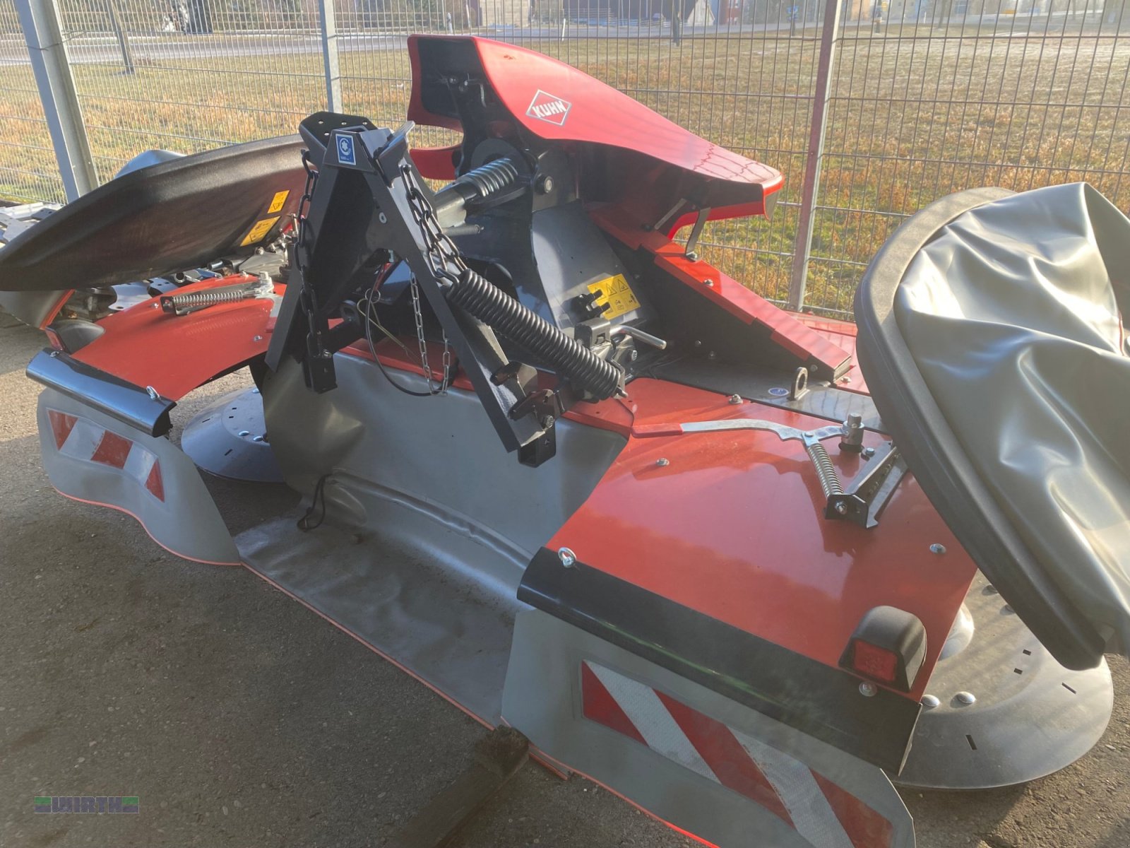 Mähwerk du type Kuhn PZ 3021 F "Frontmähwerk", Neumaschine en Buchdorf (Photo 1)
