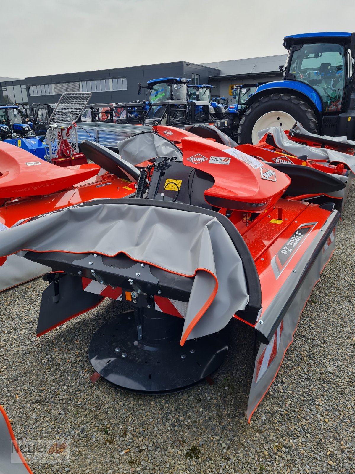 Mähwerk of the type Kuhn PZ 3021 F Trommelmähwerk, Neumaschine in Bad Waldsee Mennisweiler (Picture 3)