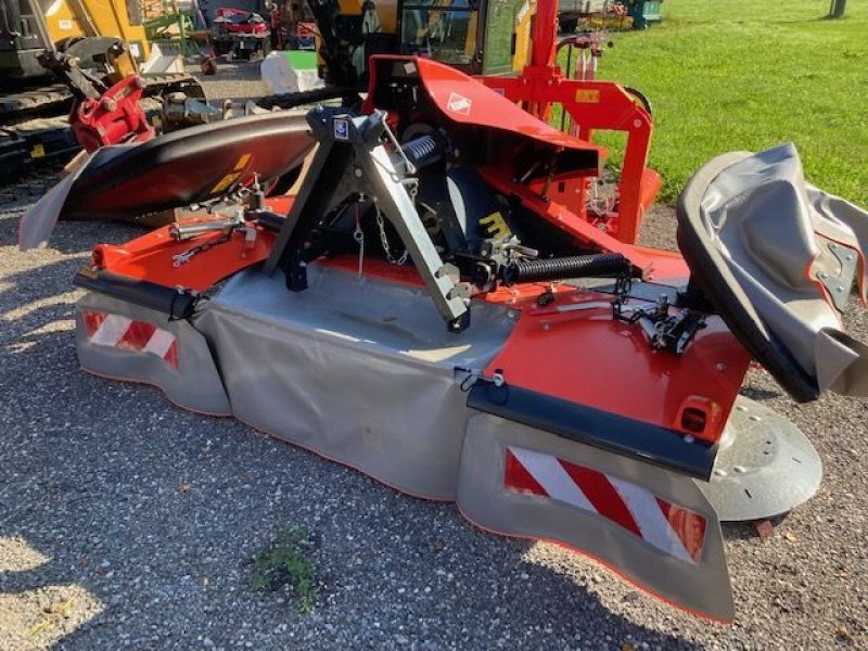 Mähwerk of the type Kuhn PZ 3021 F, Neumaschine in Reith bei Kitzbühel (Picture 2)