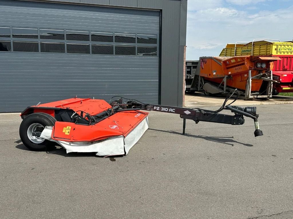 Mähwerk типа Kuhn PZ 310AC getrokken maaier, Gebrauchtmaschine в BENNEKOM (Фотография 2)