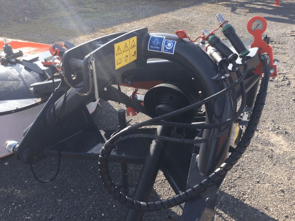 Mähwerk типа Kuhn PZ 320, Gebrauchtmaschine в azerailles (Фотография 8)