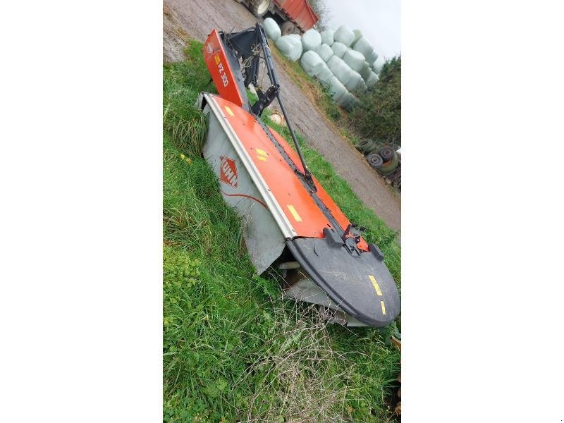 Mähwerk типа Kuhn PZ300, Gebrauchtmaschine в Wargnies Le Grand (Фотография 1)