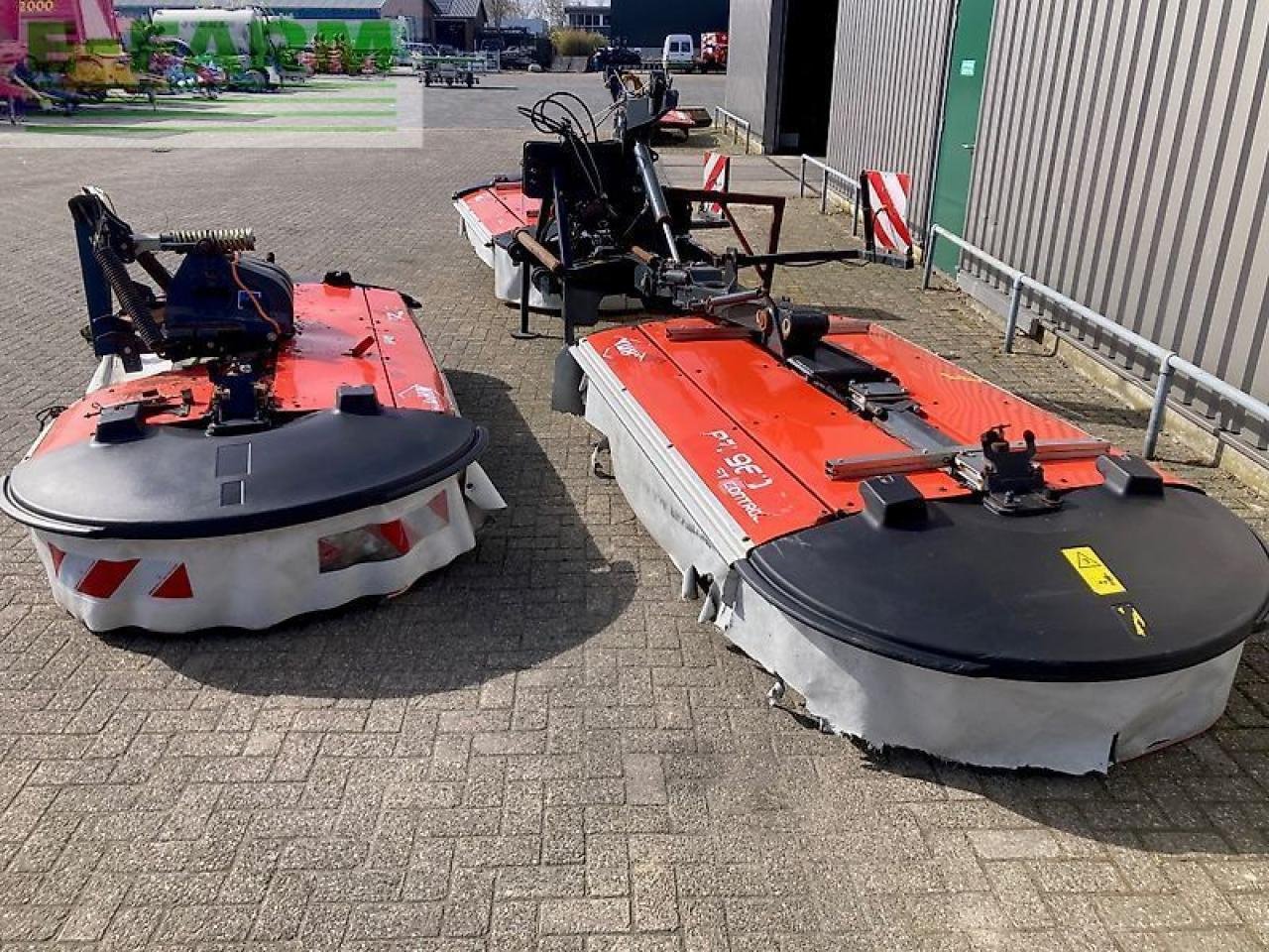 Mähwerk van het type Kuhn pz960 triplemaaierset, Gebrauchtmaschine in gg VEGHEL (Foto 7)