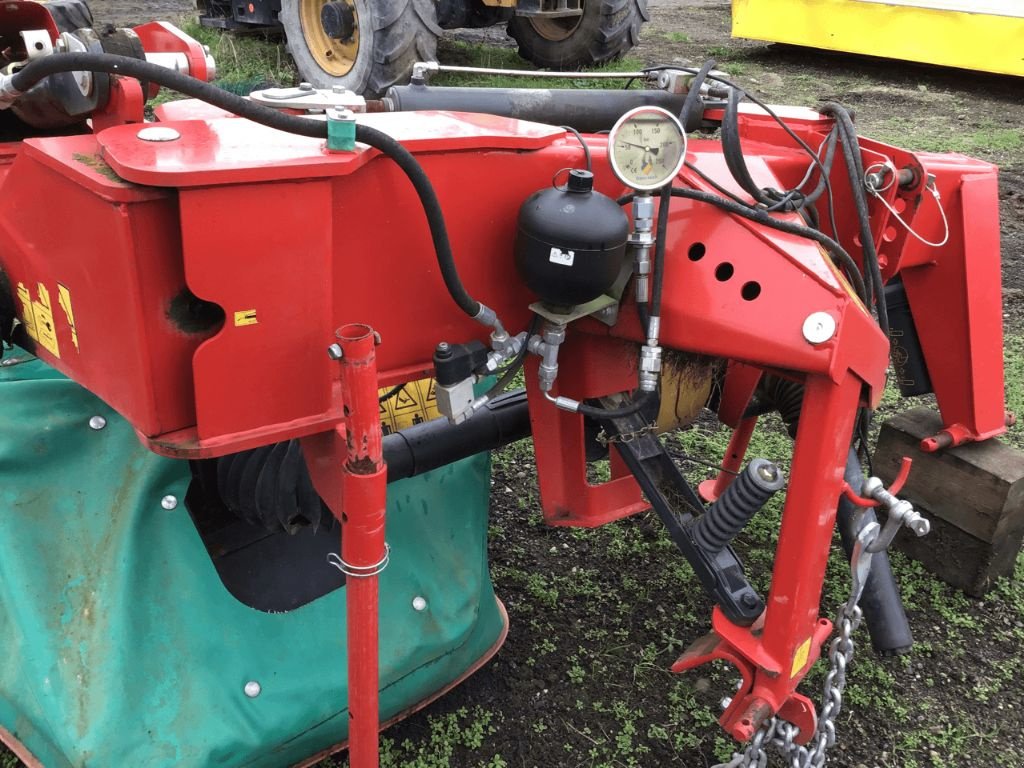 Mähwerk typu Kverneland 2540 MH, Gebrauchtmaschine v azerailles (Obrázek 2)