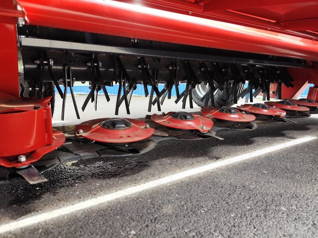 Mähwerk des Typs Kverneland 4332 LT, Gebrauchtmaschine in Eton (Bild 11)