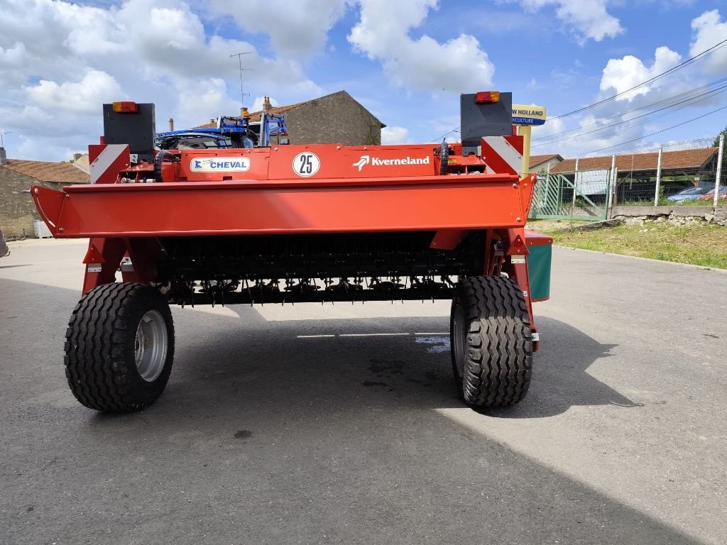 Mähwerk des Typs Kverneland 4332 LT, Gebrauchtmaschine in Eton (Bild 9)