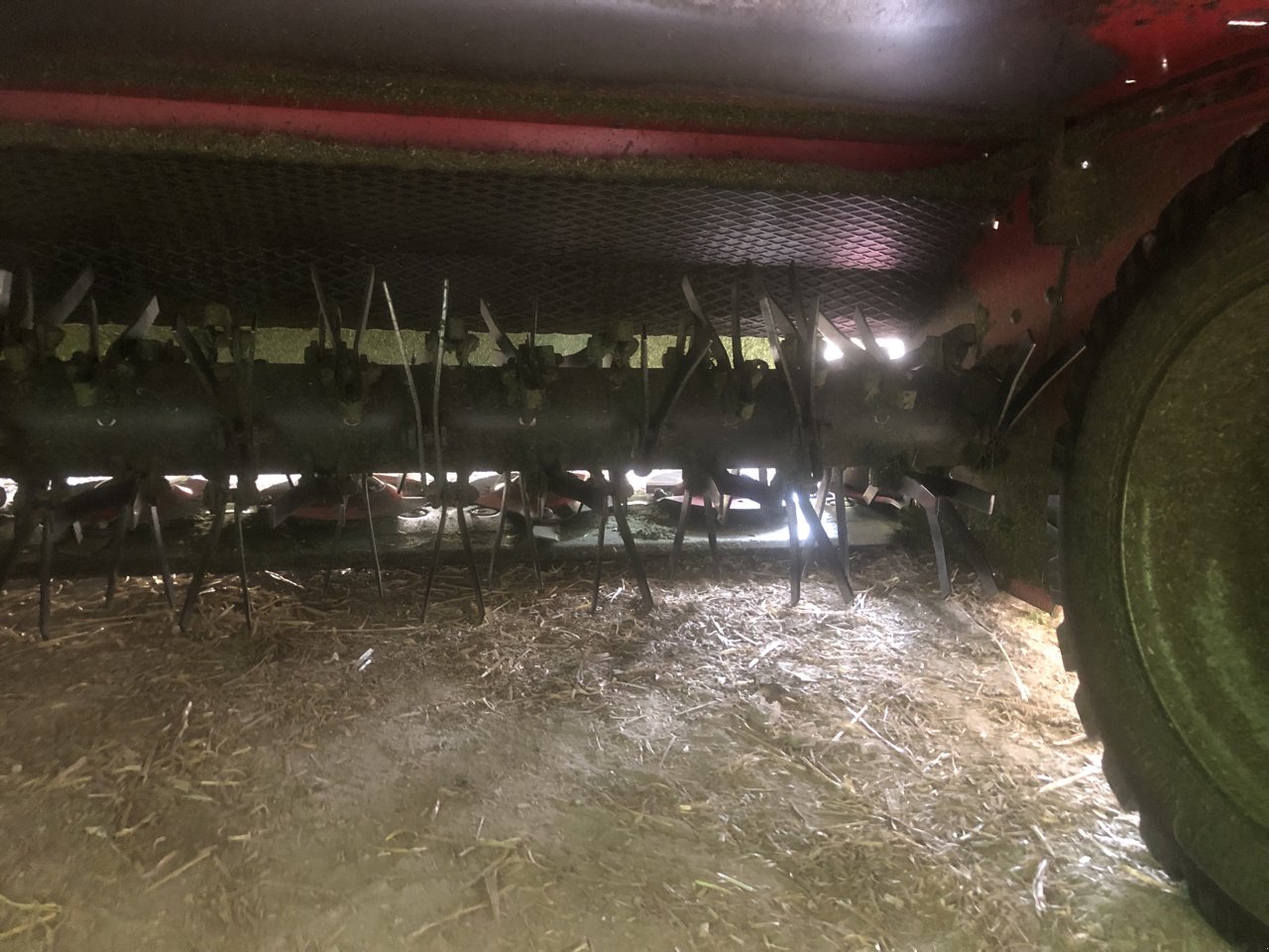 Mähwerk of the type Kverneland 4332 lt, Gebrauchtmaschine in Lérouville (Picture 10)