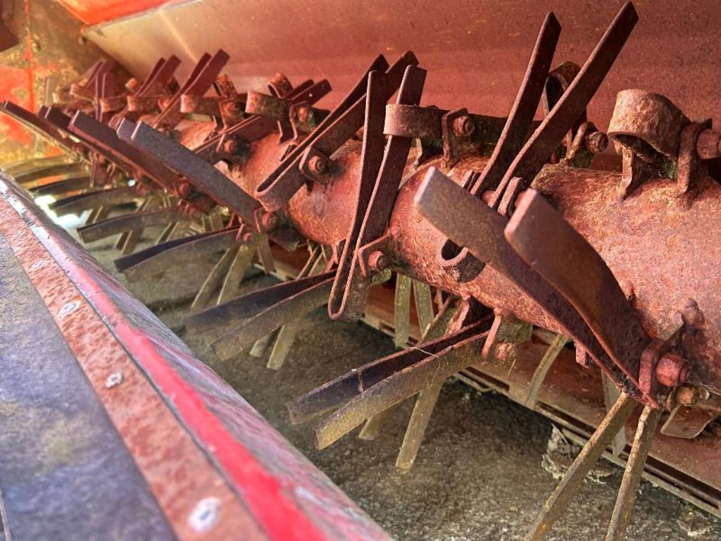 Mähwerk des Typs Kverneland 5090MT BX PROFIT, Gebrauchtmaschine in JOSSELIN (Bild 9)