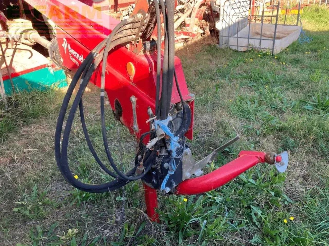 Mähwerk типа Kverneland faucheuse 4332 lr, Gebrauchtmaschine в ST ANDIOL (Фотография 2)