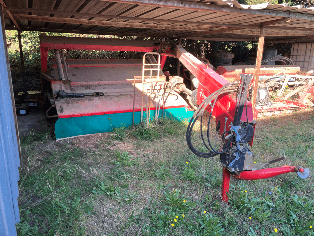 Mähwerk du type Kverneland FAUCHEUSE 4332 LR, Gebrauchtmaschine en SAINT ANDIOL (Photo 3)