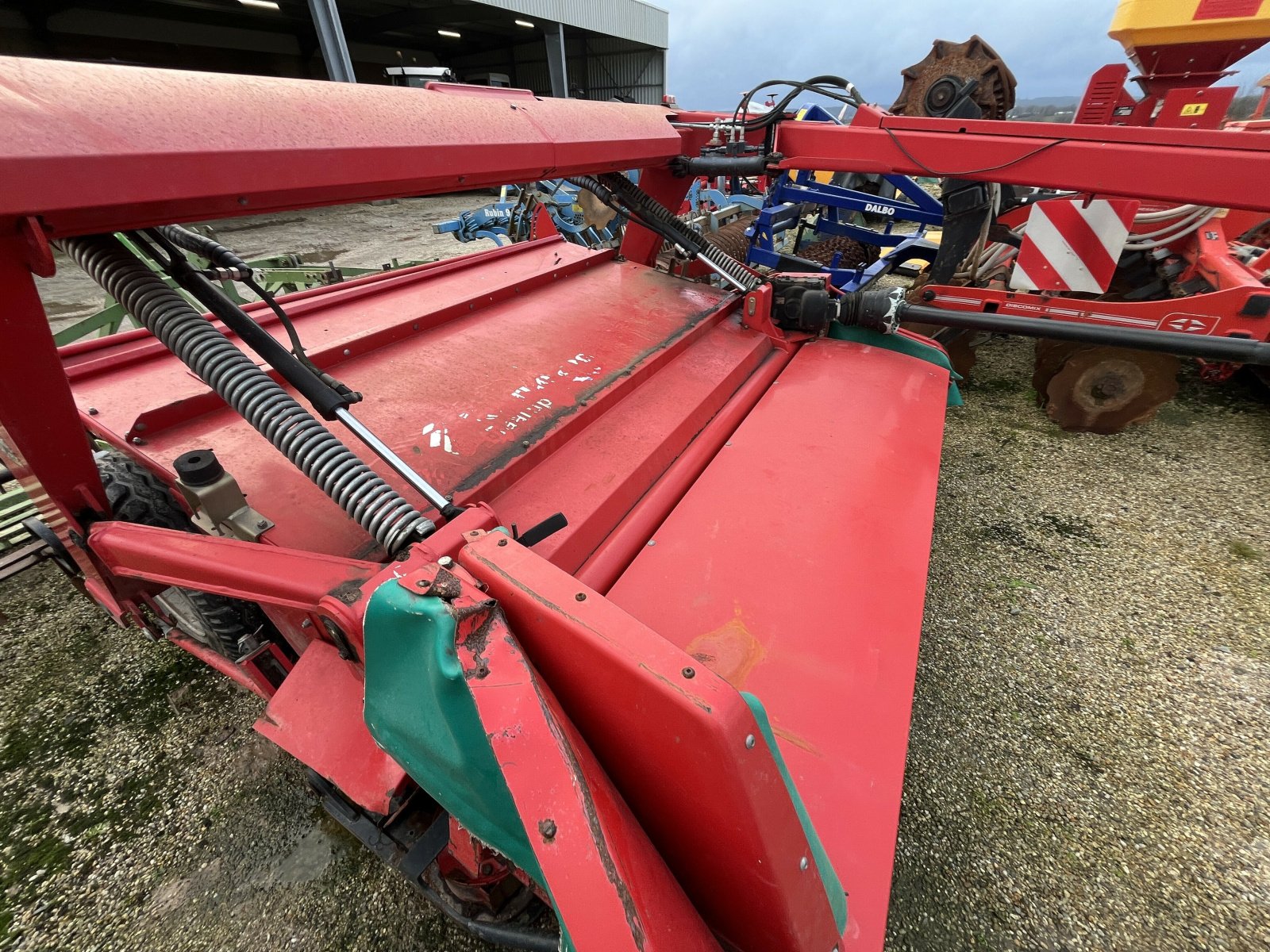 Mähwerk of the type Kverneland FAUCHEUSE 4332 LT COND TRAINE, Gebrauchtmaschine in PONTIVY (Picture 4)