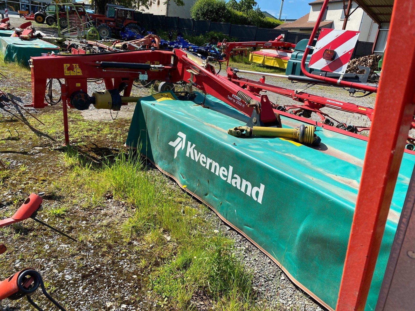 Mähwerk du type Kverneland Faucheuse KT2532H Kverneland, Gebrauchtmaschine en LA SOUTERRAINE (Photo 8)