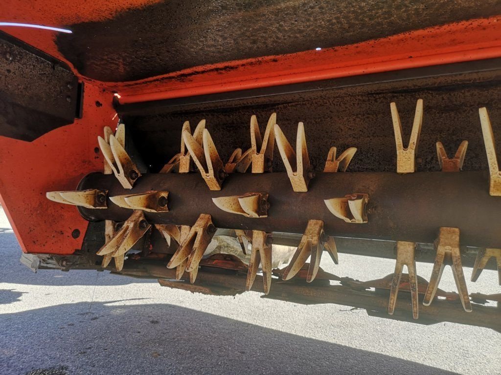 Mähwerk des Typs Kverneland KUBOTA DMC 6028N, Gebrauchtmaschine in BEAULEU (Bild 10)