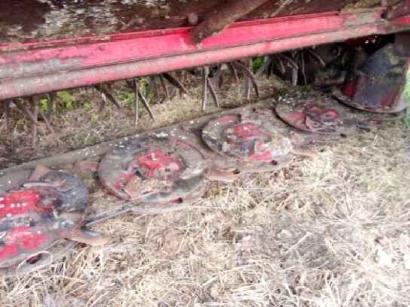 Mähwerk типа Kverneland Taarup 4032, Gebrauchtmaschine в Calmont (Фотография 4)