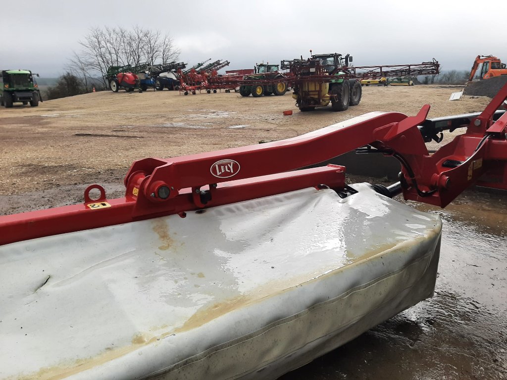 Mähwerk of the type Lely 320M, Gebrauchtmaschine in SAINT LOUP (Picture 7)