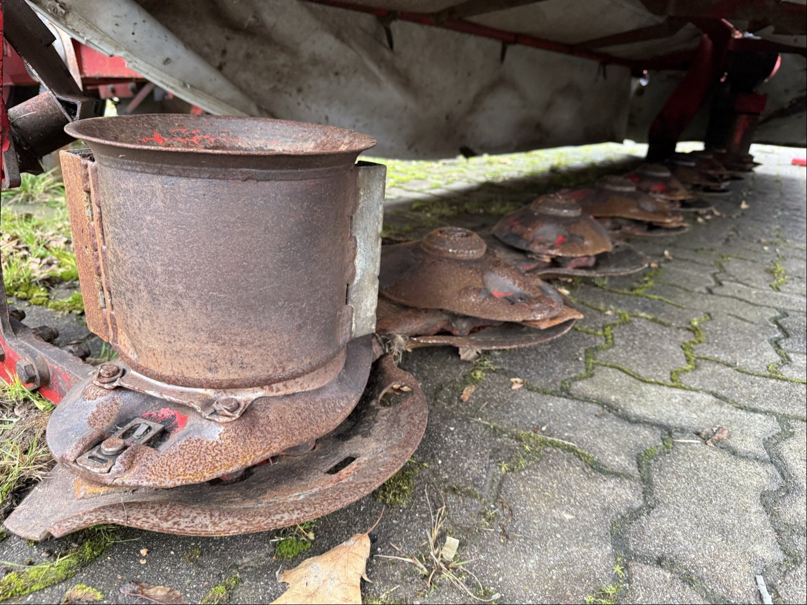 Mähwerk des Typs Lely Mähwerks-Kombination, Gebrauchtmaschine in Elmenhorst-Lanken (Bild 9)