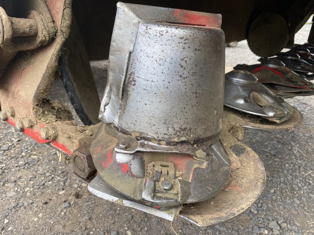 Mähwerk del tipo Lely SPLENDIMO 320F, Gebrauchtmaschine In MAURIAC (Immagine 11)