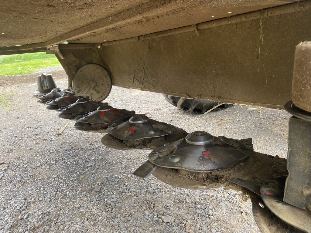 Mähwerk del tipo Lely SPLENDIMO 320F, Gebrauchtmaschine In MAURIAC (Immagine 5)
