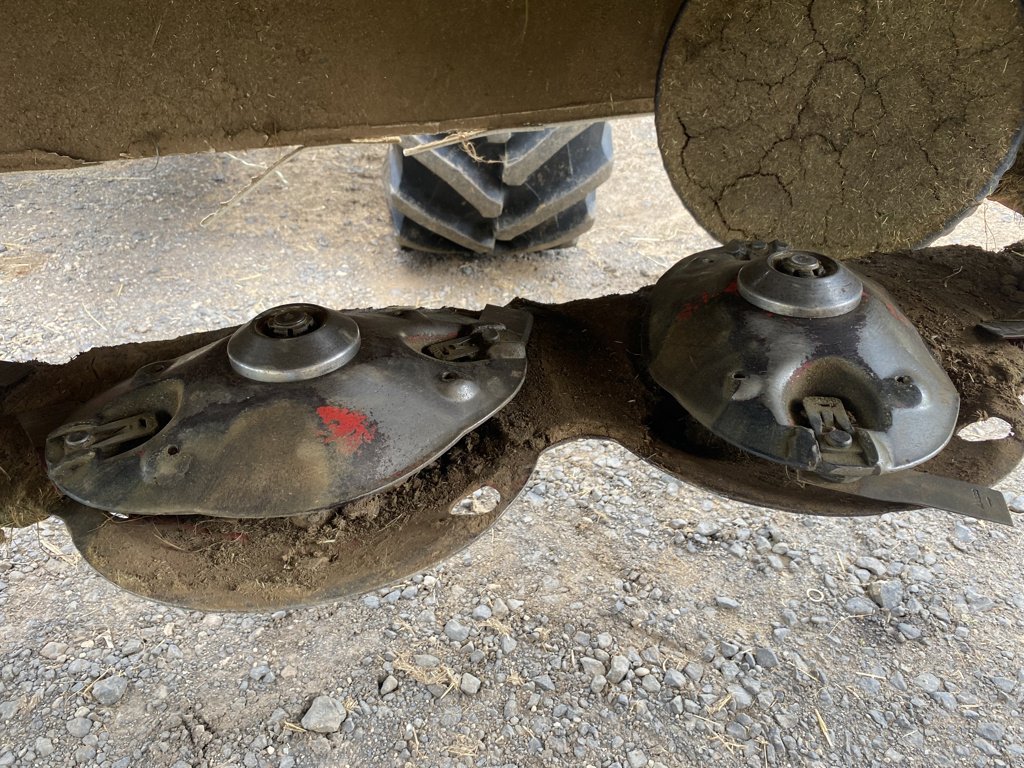 Mähwerk del tipo Lely SPLENDIMO 320F, Gebrauchtmaschine In MAURIAC (Immagine 8)