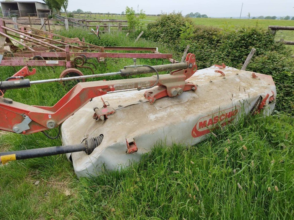 Mähwerk des Typs Maschio DEBORA  PRO 260, Gebrauchtmaschine in Le Horps (Bild 2)