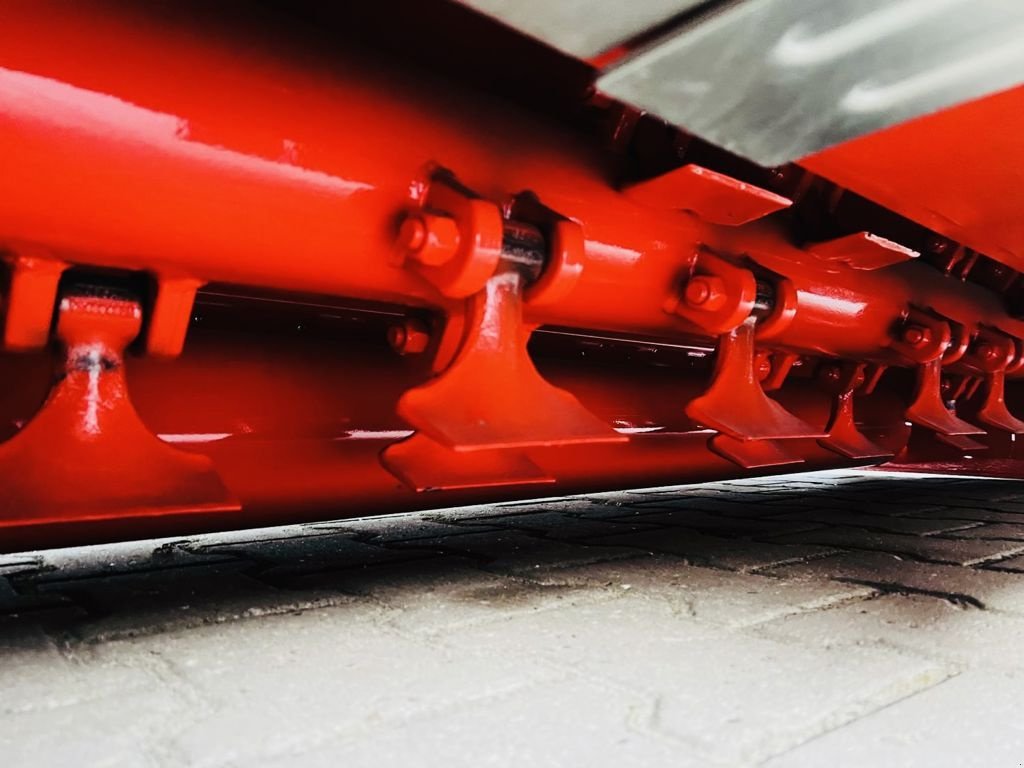Mähwerk of the type Maschio Giraffa L 190 SE Klepelmaaier, Neumaschine in Coevorden (Picture 8)