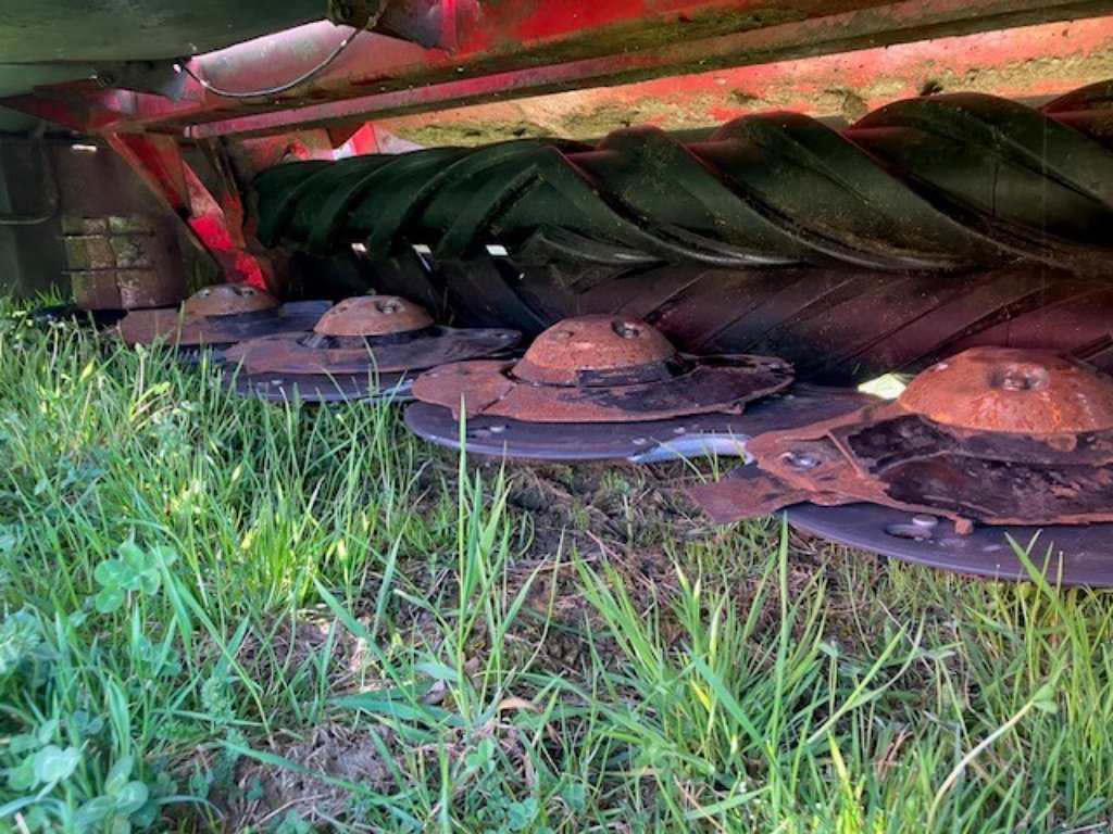 Mähwerk del tipo Massey Ferguson DM 306 TL RC, Gebrauchtmaschine en POUSSAY (Imagen 8)