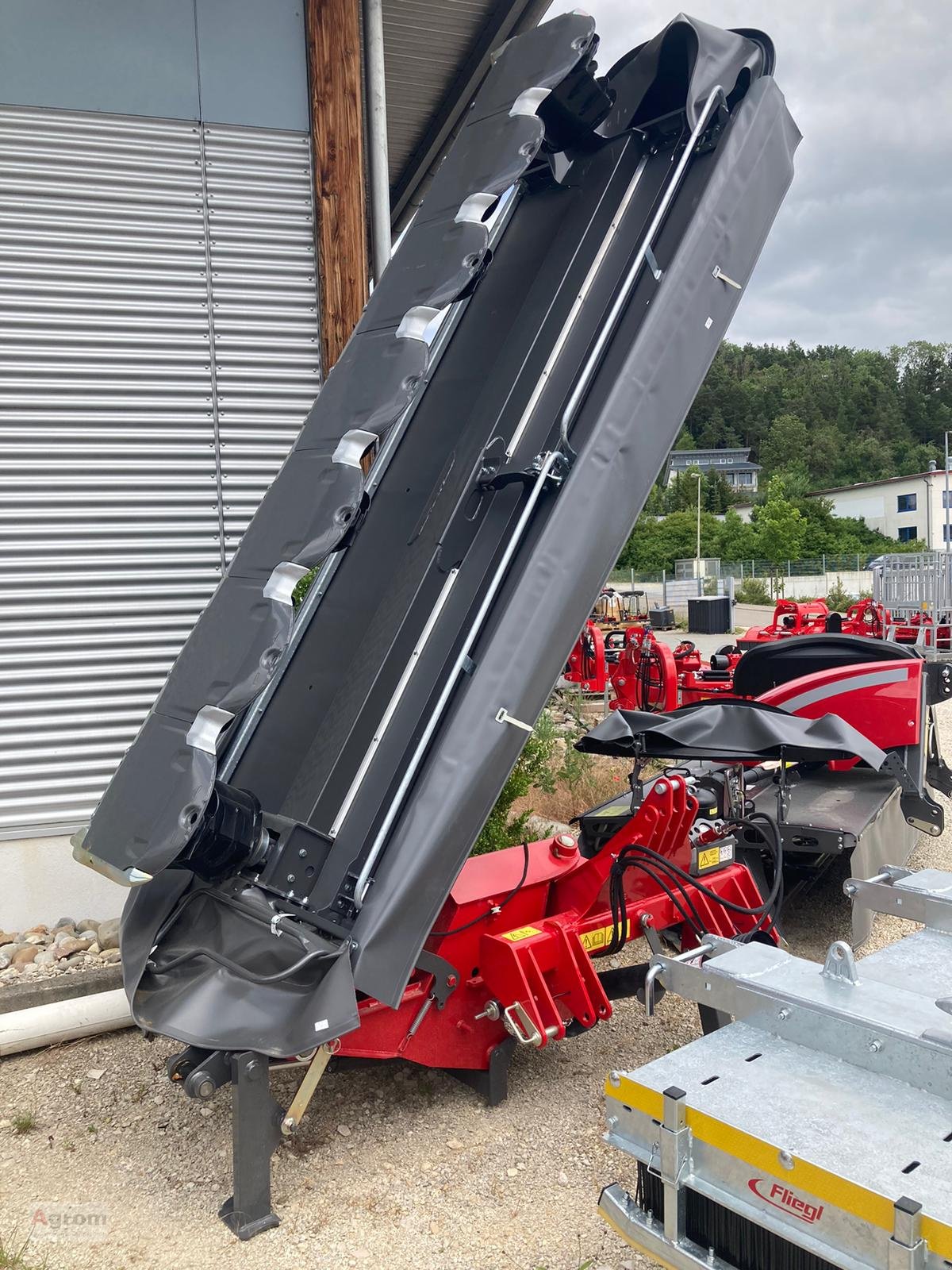 Mähwerk of the type Massey Ferguson DM 367 TL-V, Neumaschine in Münsingen (Picture 1)