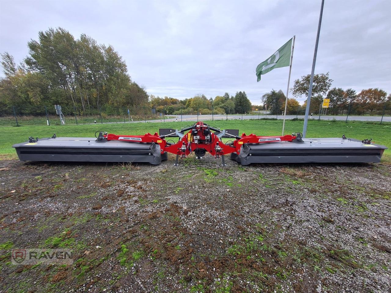 Mähwerk des Typs Massey Ferguson DM 9614 TL, Neumaschine in Sulingen (Bild 1)