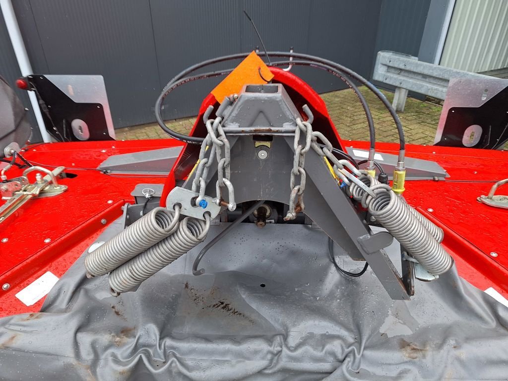 Mähwerk typu Massey Ferguson M 304 FP-V, Gebrauchtmaschine v MARIENHEEM (Obrázek 10)